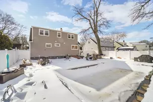 814 Falesky St, Rahway, NJ 07065 - Photo 43