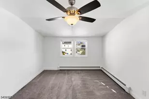 814 Falesky St, Rahway, NJ 07065 - Photo 27