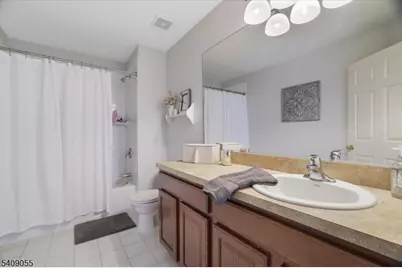 6 Murphy Court, Vernon Twp., NJ 07462 - Photo 37