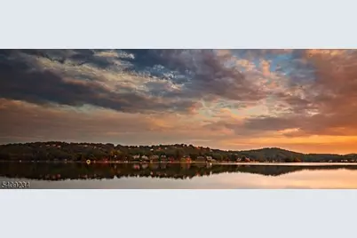 39 Summit Ter, Sparta Township, NJ 07871 - Photo 3