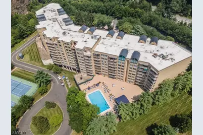 10 Smith Manor Blvd #121, West Orange Township, NJ 07052 - Photo 1