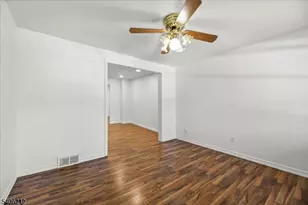 270-270A Sitgreaves St, Phillipsburg, NJ 08865 - Photo 3