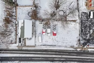 27 Oakwood Ave, Orange, NJ 07050 - Photo 3