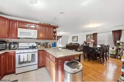 637 Jefferson Ave, Elizabeth, NJ 07201 - Photo 9