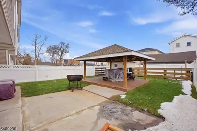 637 Jefferson Ave, Elizabeth, NJ 07201 - Photo 17