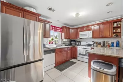 637 Jefferson Ave, Elizabeth, NJ 07201 - Photo 7