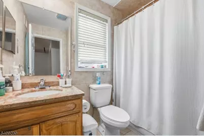 637 Jefferson Ave, Elizabeth, NJ 07201 - Photo 15