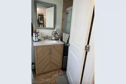 15 Harrison Pl, Clifton, NJ 07011 - Photo 7