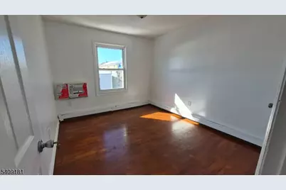 536 Livingston St, Elizabeth, NJ 07206 - Photo 7