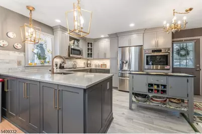 7 Rachel Ct, Clinton, NJ 08809 - Photo 13