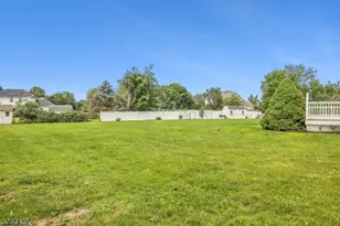 5 Abate Ct, Franklin Township, NJ 08873 - Photo 37