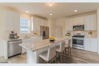 33 Barbertown Point Breeze, Kingwood Township, NJ 08825 - Photo 3