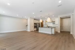 175 Jasmine Dr, Warren Township, NJ 07059 - Photo 7