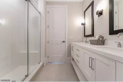 175 Jasmine Dr, Warren Township, NJ 07059 - Photo 19