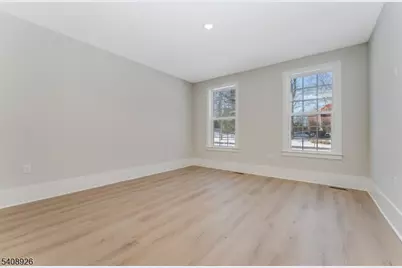 175 Jasmine Dr, Warren Township, NJ 07059 - Photo 15