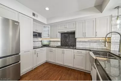 47 Gatehouse Rd, Bedminster Township, NJ 07921 - Photo 5