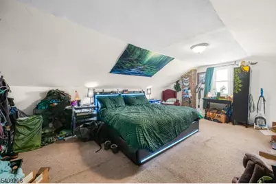 352 N 12th St, Newark, NJ 07107 - Photo 17