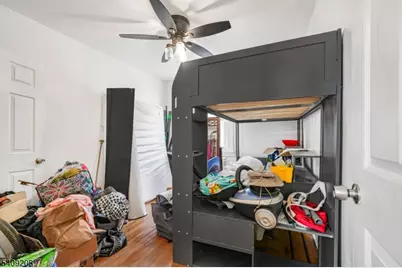 352 N 12th St, Newark, NJ 07107 - Photo 13