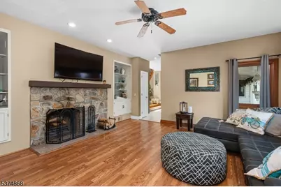 334 W Valley Brook Rd, Washington Township, NJ 07830 - Photo 17