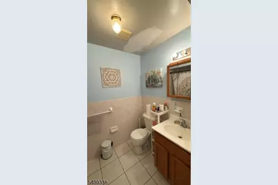 121 Chadwick Ave, Newark, NJ 07108 - Photo 3