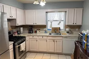 121 Chadwick Ave, Newark, NJ 07108 - Photo 1