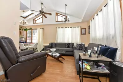 179 Kakeout Rd, Kinnelon, NJ 07405 - Photo 7