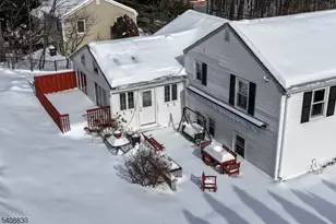 179 Kakeout Rd, Kinnelon, NJ 07405 - Photo 33