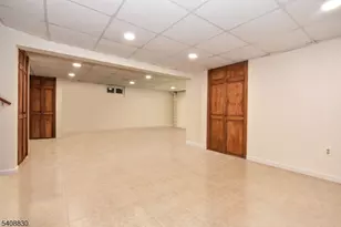 179 Kakeout Rd, Kinnelon, NJ 07405 - Photo 27