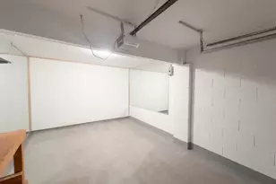 33 Sherborne St, Franklin Township, NJ 08873 - Photo 9