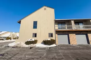 33 Sherborne St, Franklin Township, NJ 08873 - Photo 5