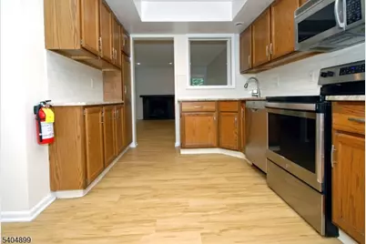 3 Valley View Ct, Bedminster Township, NJ 07921 - Photo 9