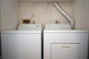 3 Valley View Ct, Bedminster Township, NJ 07921 - Photo 21