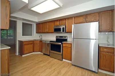 3 Valley View Ct, Bedminster Township, NJ 07921 - Photo 7