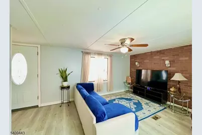 26 Dalbert St, Carteret, NJ 07008 - Photo 9