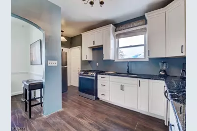 5 Park Rd, Paterson, NJ 07514 - Photo 13