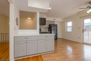 161 Evergreen Rd, Edison Twp., NJ 08837 - Photo 7