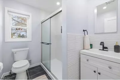 283 Arnold Ave, North Plainfield, NJ 07063 - Photo 13