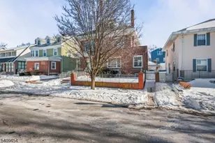 82 Girard Pl, Newark, NJ 07108 - Photo 3