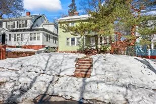 37 Custer Ave, Newark, NJ 07112 - Photo 3