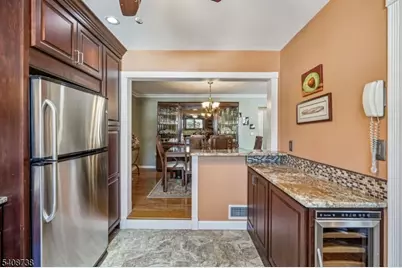 27 Espy Rd #A7, Caldwell Boro Twp., NJ 07006 - Photo 13