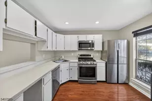 254 Penns Way, Bernards Township, NJ 07920 - Photo 7