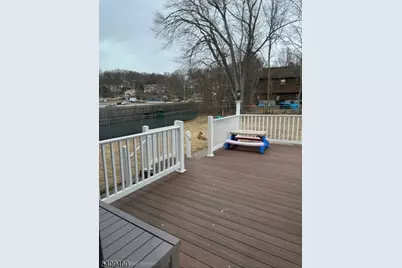 33 Meadow Ave, Wharton, NJ 07885 - Photo 9