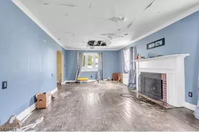 825 Bishop St, Union Township, NJ 07083 - Photo 17