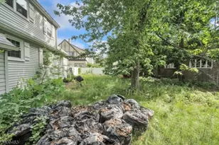 825 Bishop St, Union Township, NJ 07083 - Photo 5