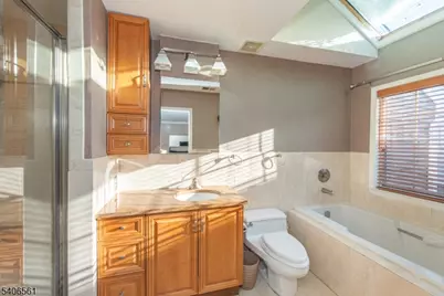 209 Cerrutti Ct, West Orange Township, NJ 07052 - Photo 13