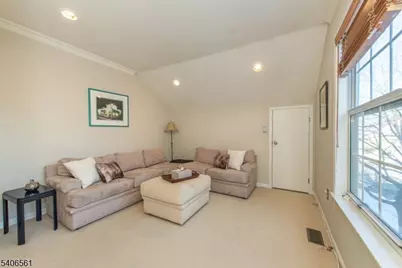 209 Cerrutti Ct, West Orange Township, NJ 07052 - Photo 15