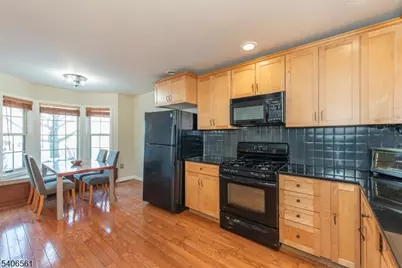 209 Cerrutti Ct, West Orange Township, NJ 07052 - Photo 3