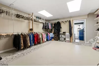 5 Bluebird Ct, Hampton Township, NJ 07860 - Photo 17