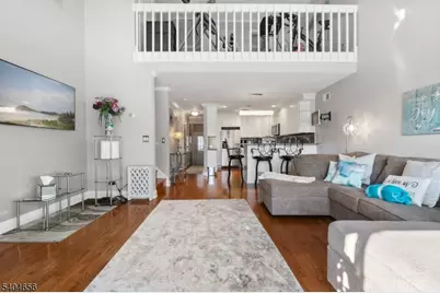 5 Bluebird Ct, Hampton Township, NJ 07860 - Photo 1