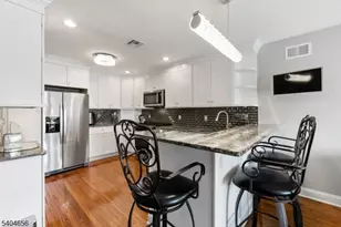 5 Bluebird Ct, Hampton Township, NJ 07860 - Photo 5